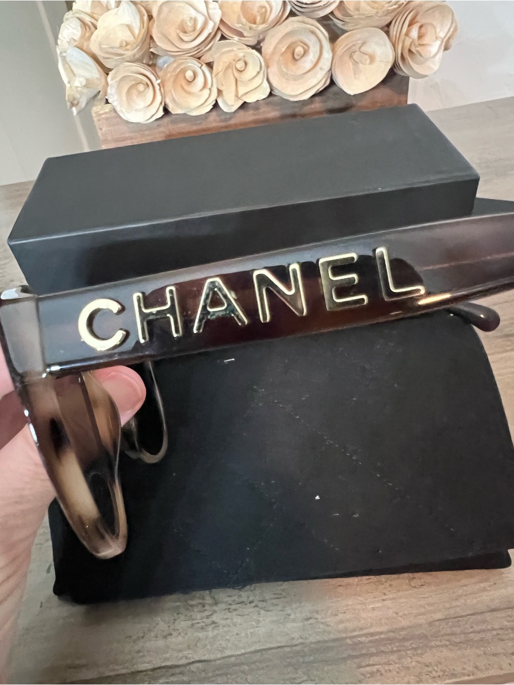 CHANEL Brown Cat-Eye Women's Sunglasses with Black Lenses - Picture 3 of 6